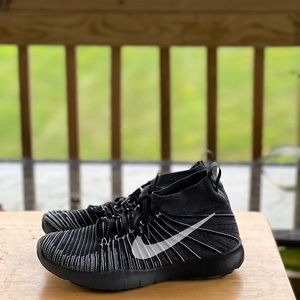 Nike Free train force flynit